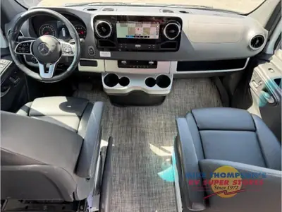 2023 Thor Motor Coach Sanctuary photo 7