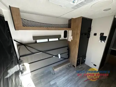 2024 Coachmen RV Freedom Express Blast photo 7