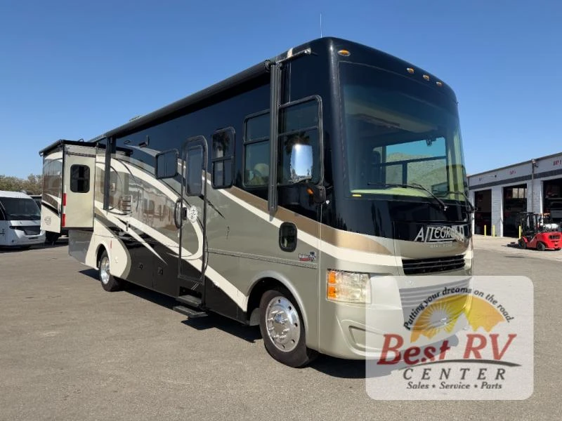 2015 Tiffin Motorhomes Allegro exterior