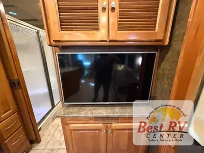 2015 Tiffin Motorhomes Allegro photo 46