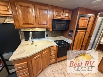 2015 Tiffin Motorhomes Allegro photo 35