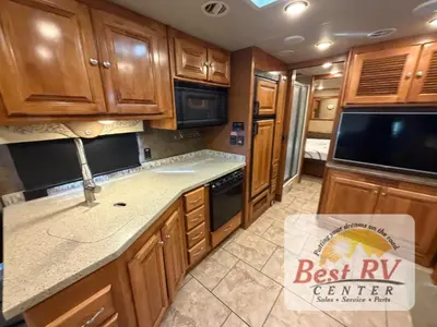 2015 Tiffin Motorhomes Allegro photo 30