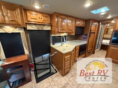2015 Tiffin Motorhomes Allegro photo 22