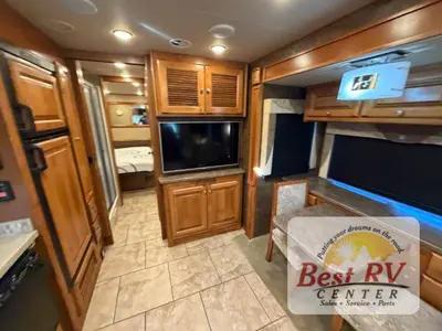 2015 Tiffin Motorhomes Allegro photo 39