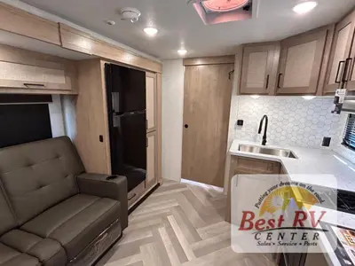 2026 Ember RV E-Series photo 44