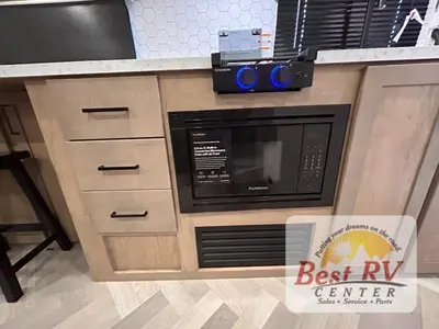 2026 Ember RV E-Series photo 29