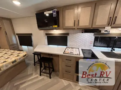 2026 Ember RV E-Series photo 22