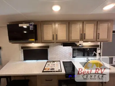2026 Ember RV E-Series photo 25