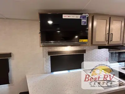 2026 Ember RV E-Series photo 31