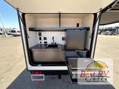 2026 Ember RV E-Series photo 5