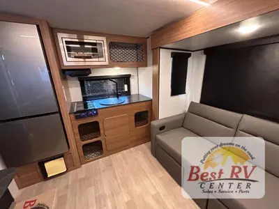 2026 Keystone RV Reign photo 32