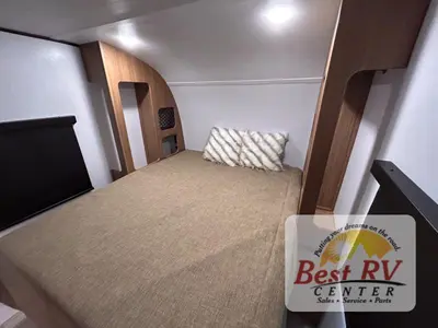 2026 Keystone RV Reign photo 49