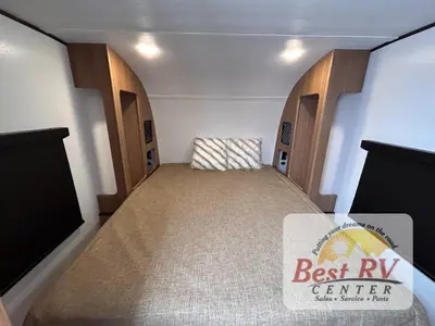 2026 Keystone RV Reign photo 42