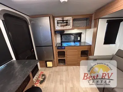 2026 Keystone RV Reign photo 31