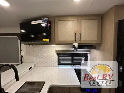 2026 Ember RV E-Series photo 31