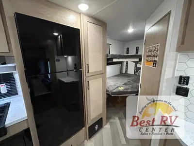 2026 Ember RV E-Series photo 37