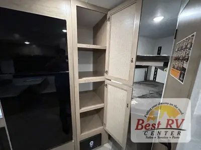 2026 Ember RV E-Series photo 38