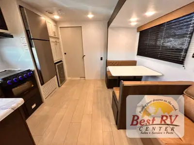2026 CrossRoads RV Zinger photo 18