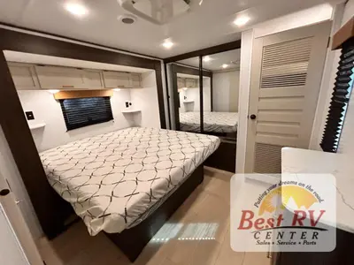 2026 CrossRoads RV Zinger photo 48