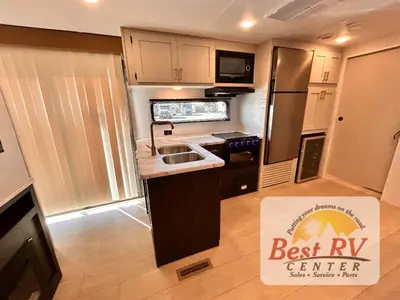 2026 CrossRoads RV Zinger photo 22