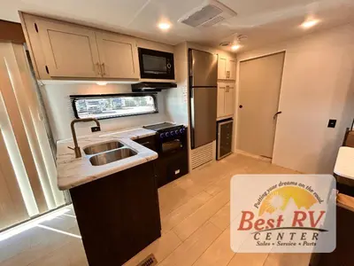 2026 CrossRoads RV Zinger photo 21