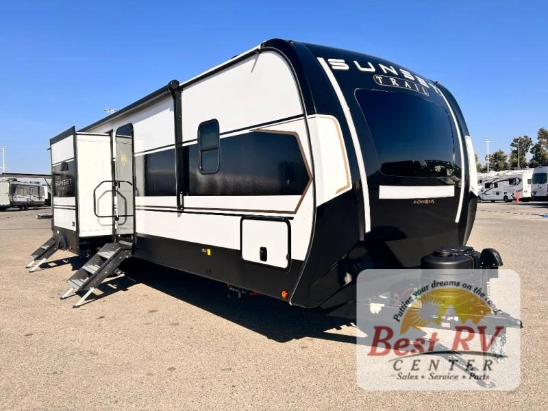 2026 CrossRoads RV Sunset Trail exterior