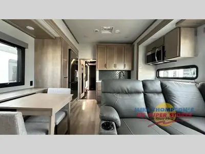 2025 Grand Design Momentum M-Class photo 7