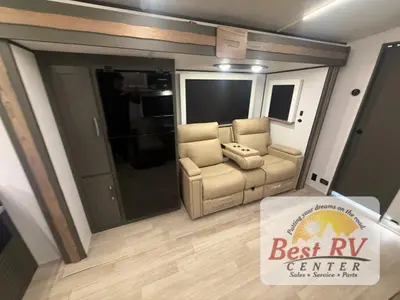 2026 Keystone RV Bullet Crossfire photo 13