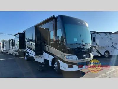 New 2025 Newmar Bay Star 3629