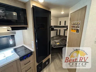 2026 Ember RV E-Series photo 25