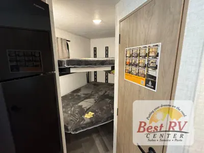 2026 Ember RV E-Series photo 32