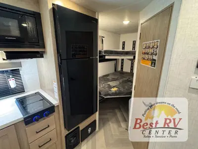 2026 Ember RV E-Series photo 26