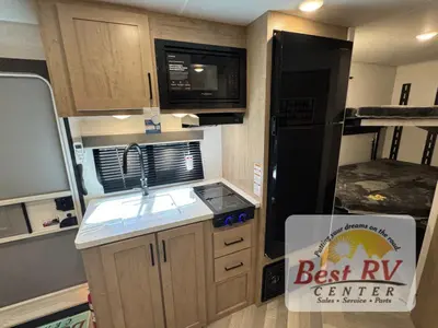 2026 Ember RV E-Series photo 24