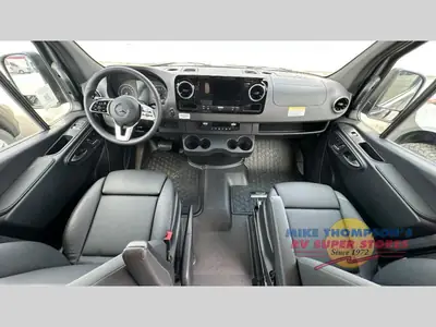 2025 Tiffin Motorhomes GH1 photo 15