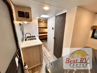2026 CrossRoads RV Zinger Lite Mini photo 9
