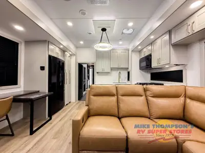2026 Brinkley Model G photo 5