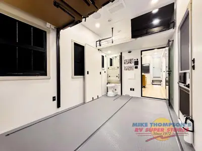 2026 Brinkley Model G photo 17