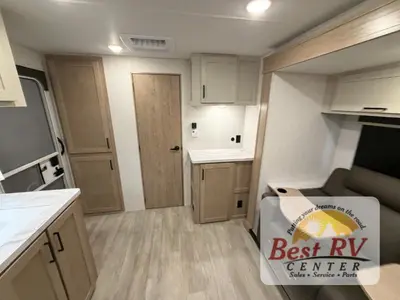 2027 Ember RV E-Series photo 39