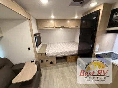 2027 Ember RV E-Series photo 18