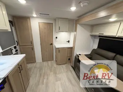2027 Ember RV E-Series photo 38