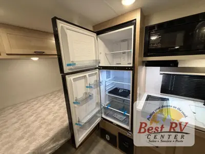 2027 Ember RV E-Series photo 27