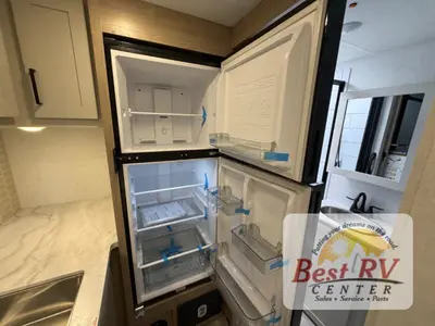 2027 Ember RV E-Series photo 35