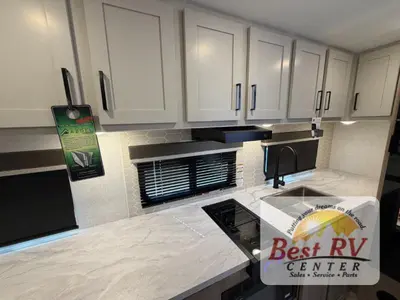 2027 Ember RV E-Series photo 31