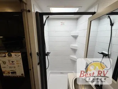 2027 Ember RV E-Series photo 42