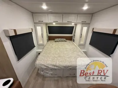 2027 Forest River RV No Boundaries photo 37