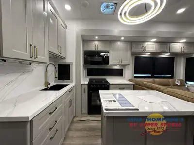 2026 Brinkley Model G photo 25