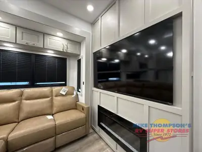 2026 Brinkley Model G photo 22