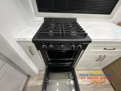2026 Brinkley Model G photo 27