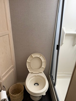 2019 WINNEBAGO MICRO MINNIE photo 16