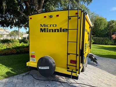 2019 WINNEBAGO MICRO MINNIE photo 5